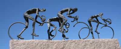 Staty på cyklister