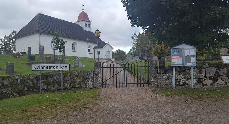 Kvinnestad kyrka