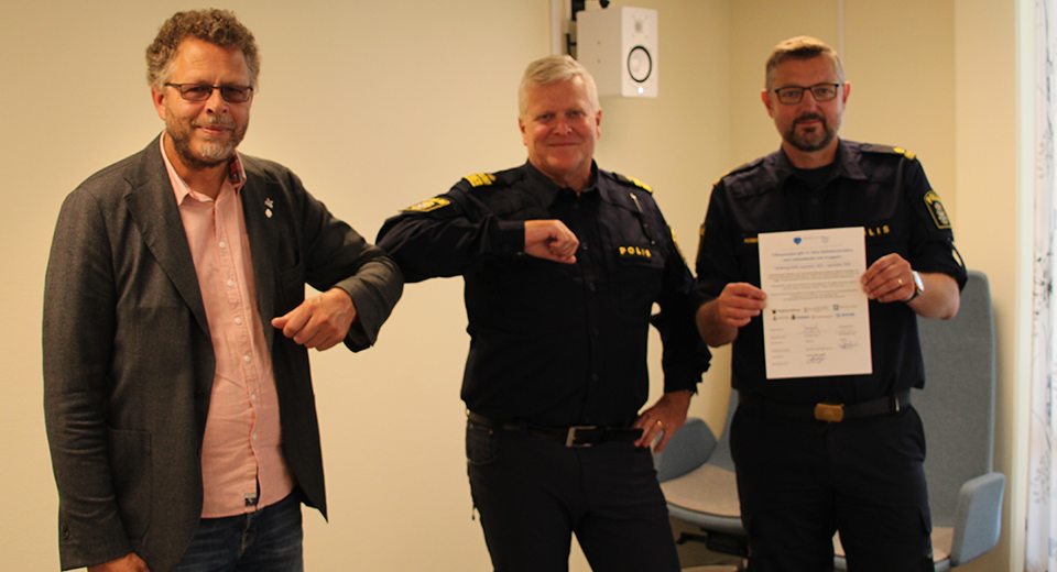 Undertecknandet av medborgarlöfte kommun och polis