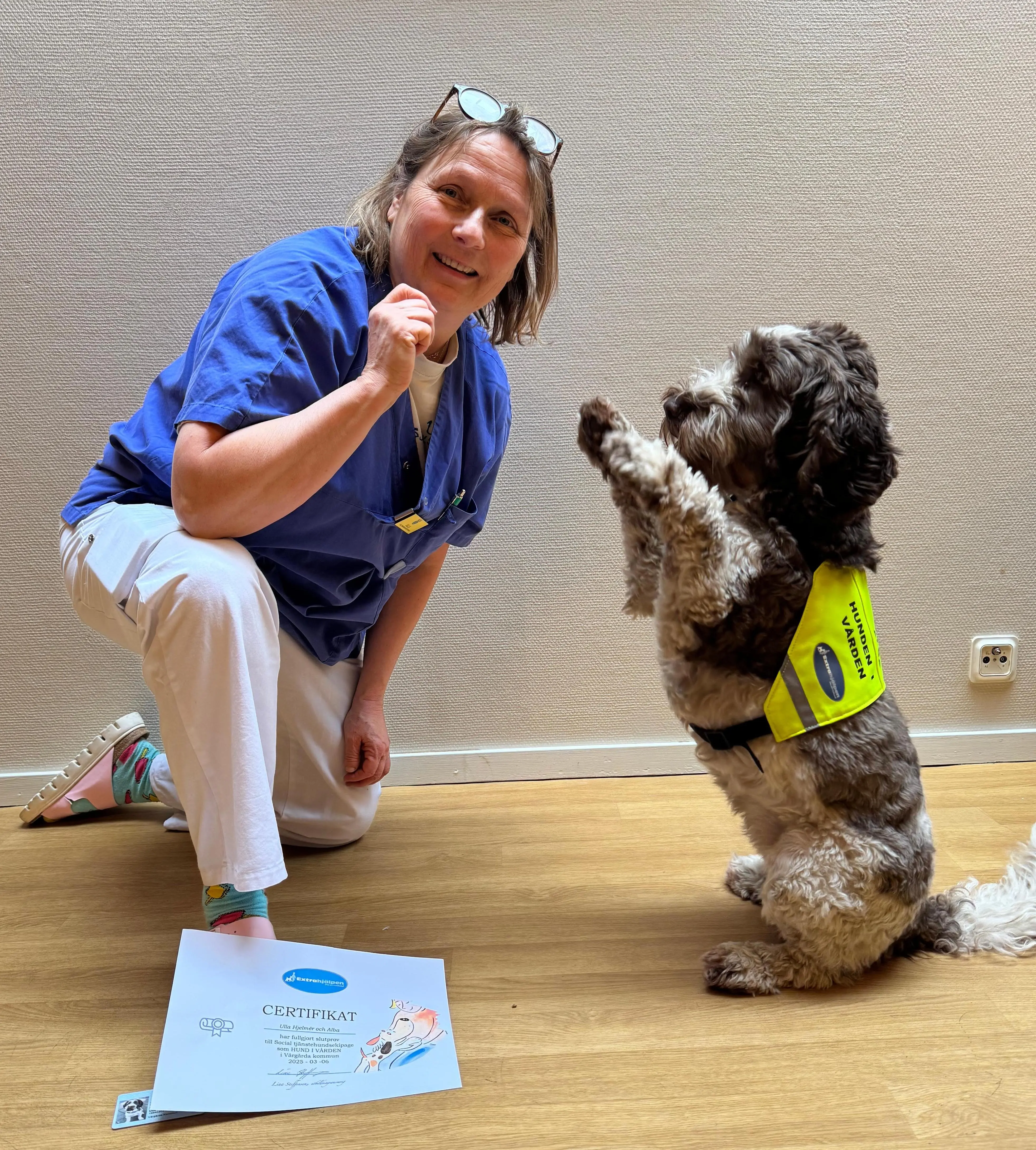 Ulla och hunden Alba