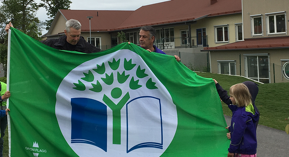 Hissning av Grön flagg på Algutstorp förskola